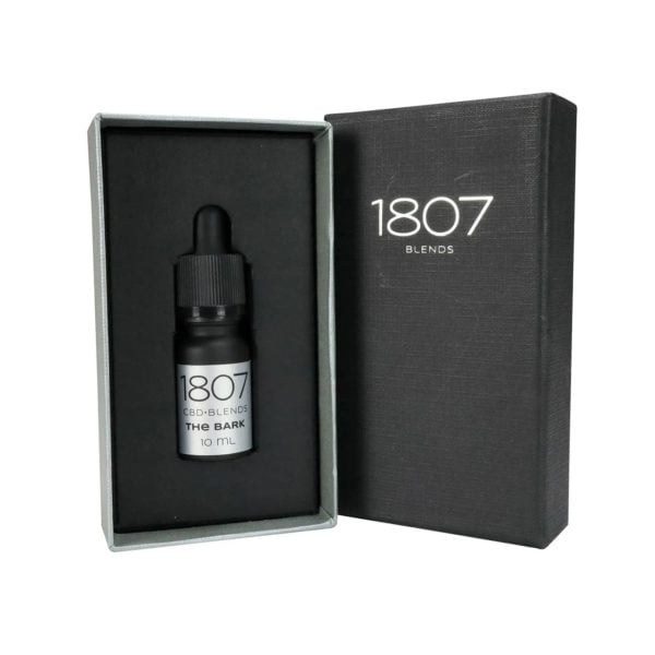 1807 Blends The Bark 1, Animaux